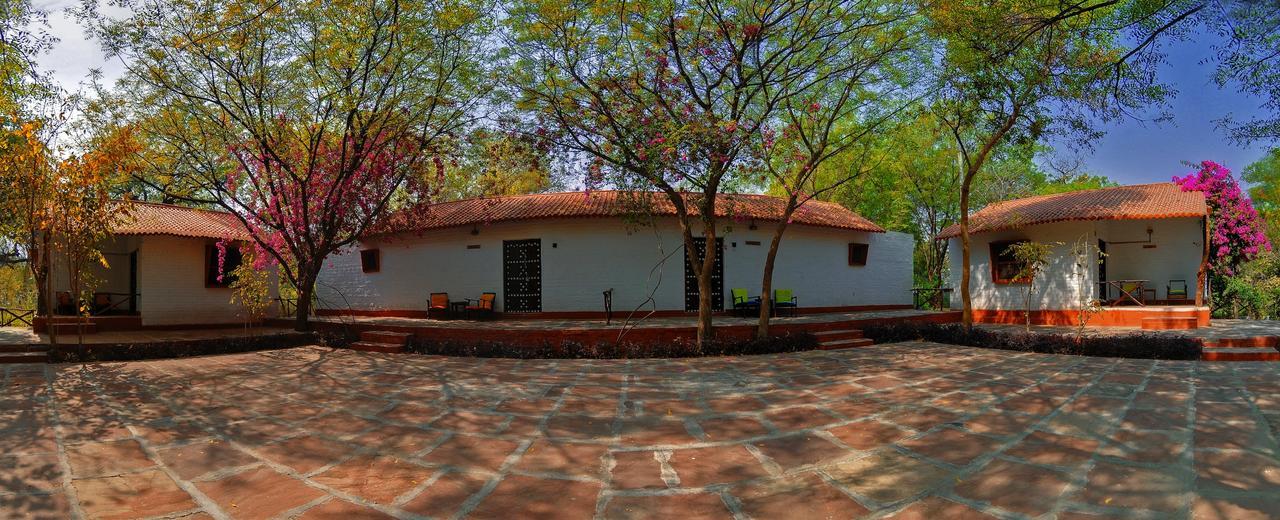 Mela Kothi - The Chambal Safari Lodge Bāh Exterior foto